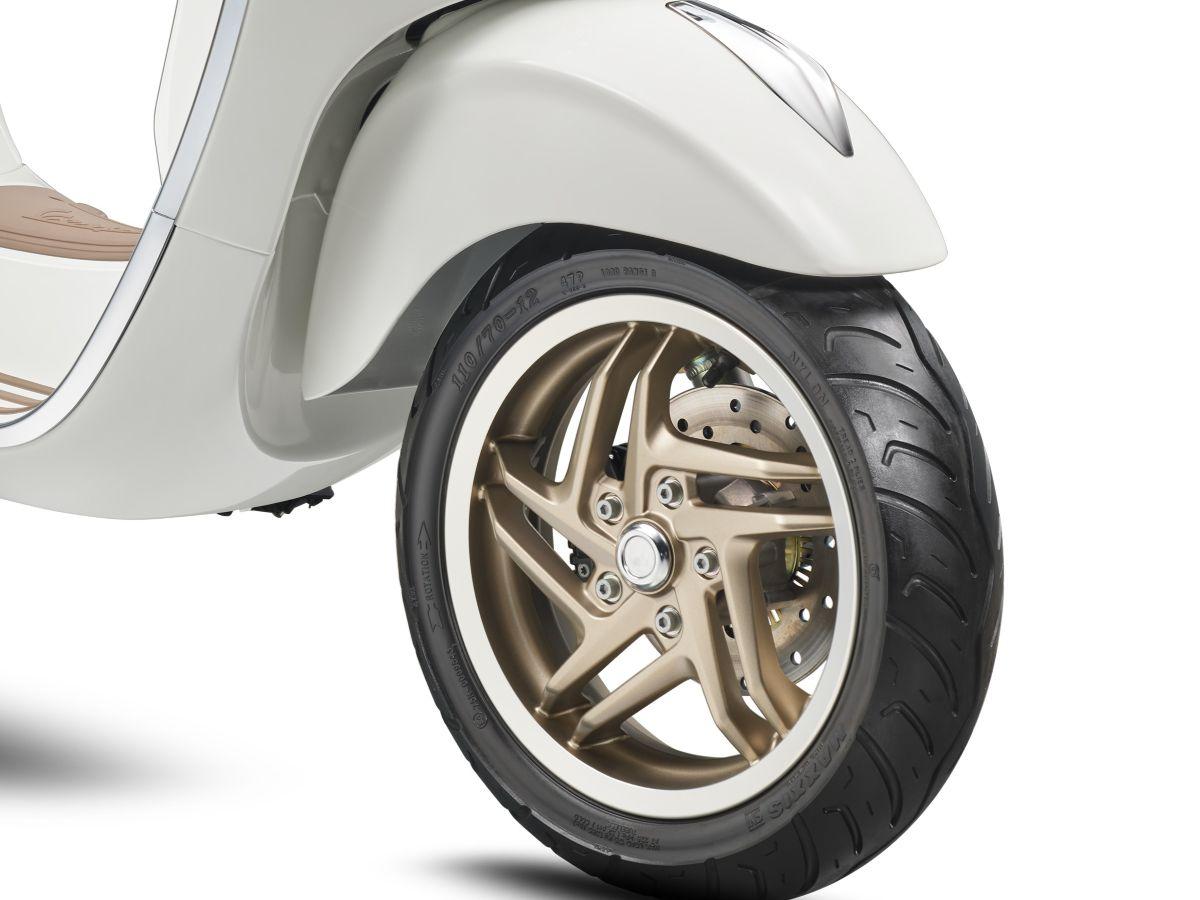 前挡泥板与轮毂