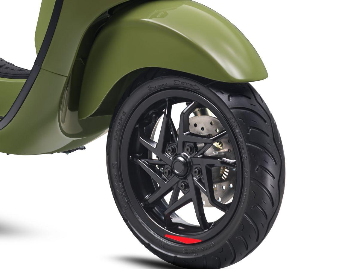 前挡泥板与轮毂